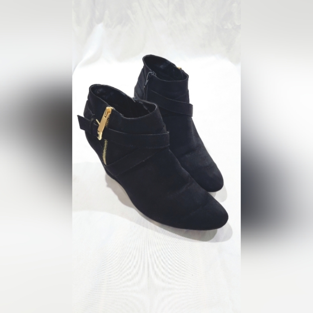 Wedge Booties - Picture 2 of 6